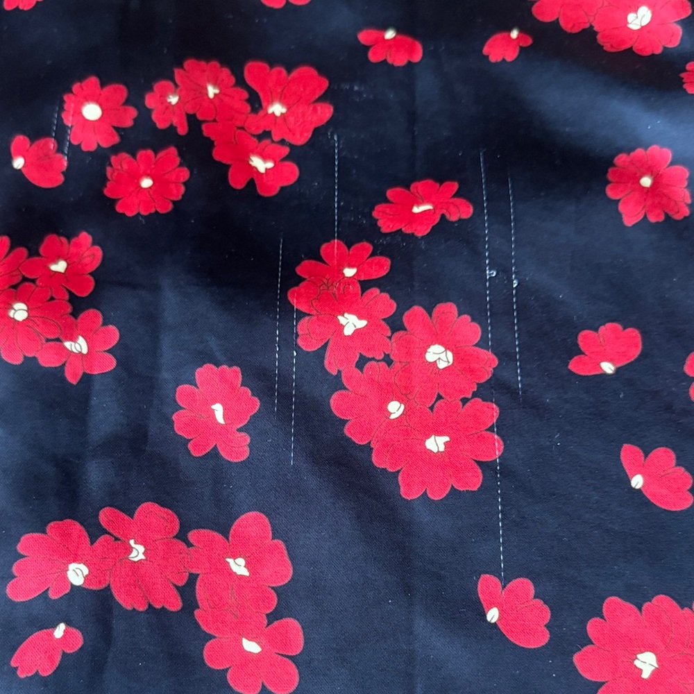 White Fox Boutique Black and Red Floral Mini Skirt - Picture 2 of 4